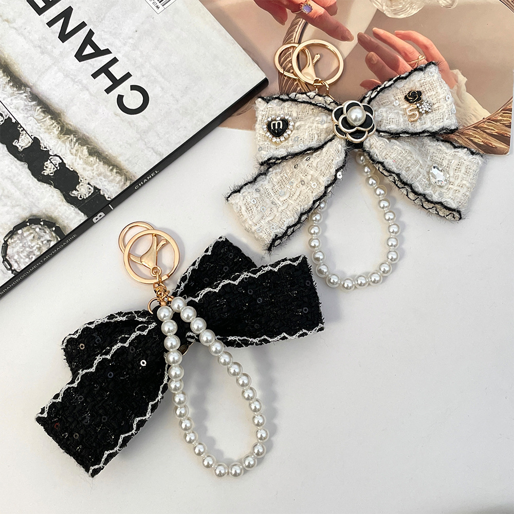 Porte-clés en tissu avec nœud  - Vintage Collectible Jewelry avis et prix