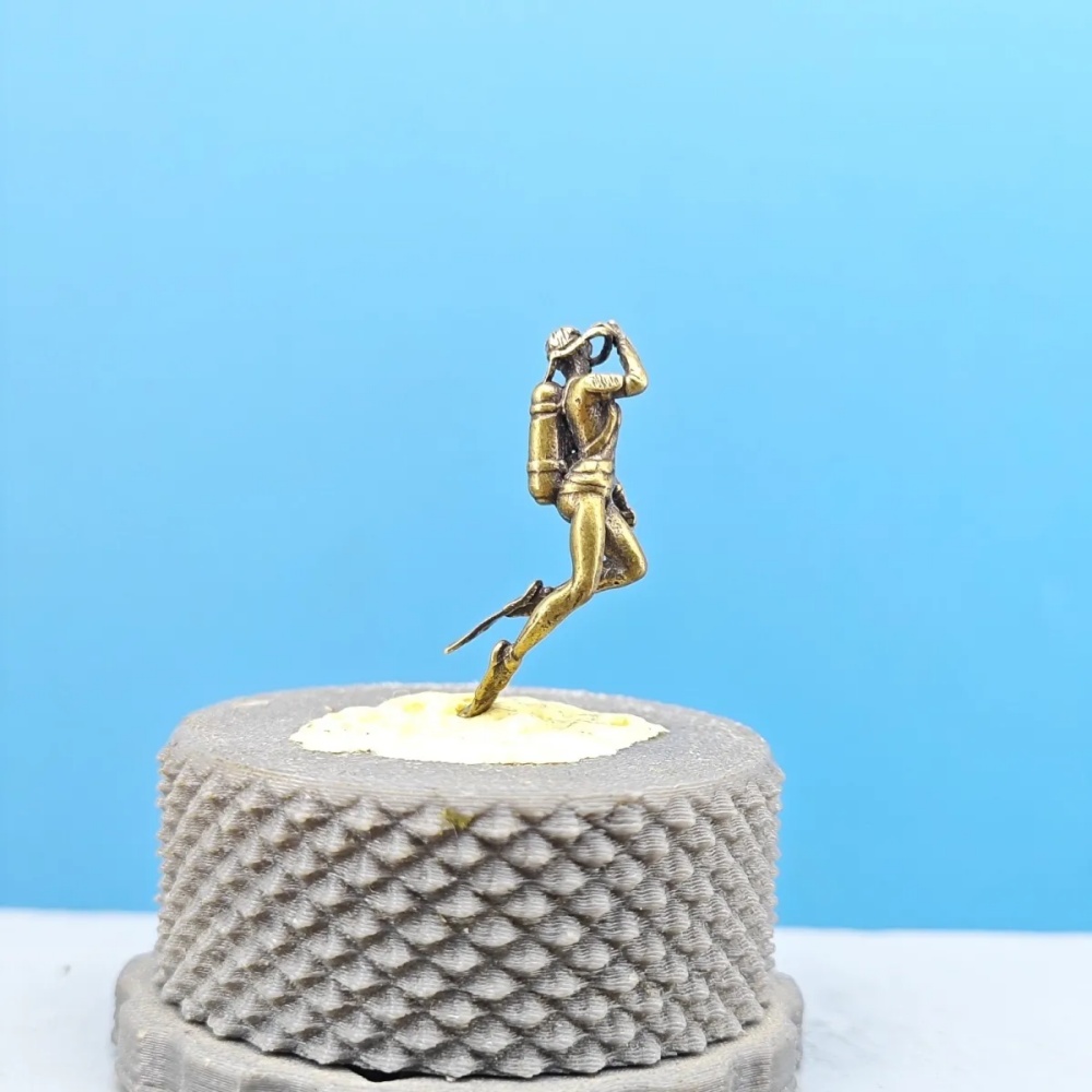 Figurine miniature de plongeus - Vintage Collectible Ornaments avis et prix